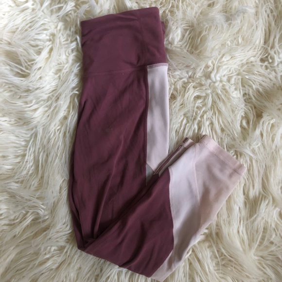 Athleta color block cropped leggings - Picture 2 of 5